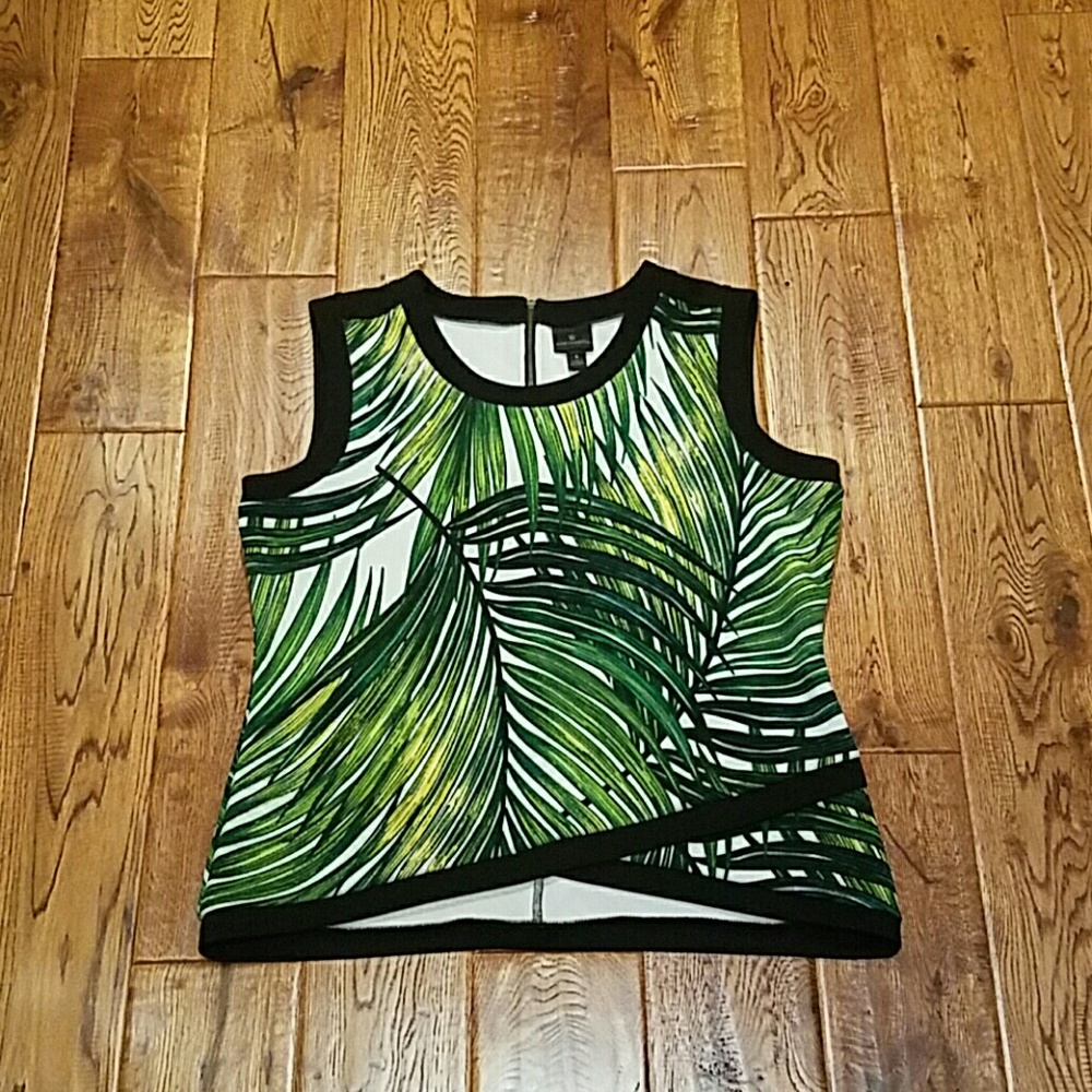 Tropical Leaf Top